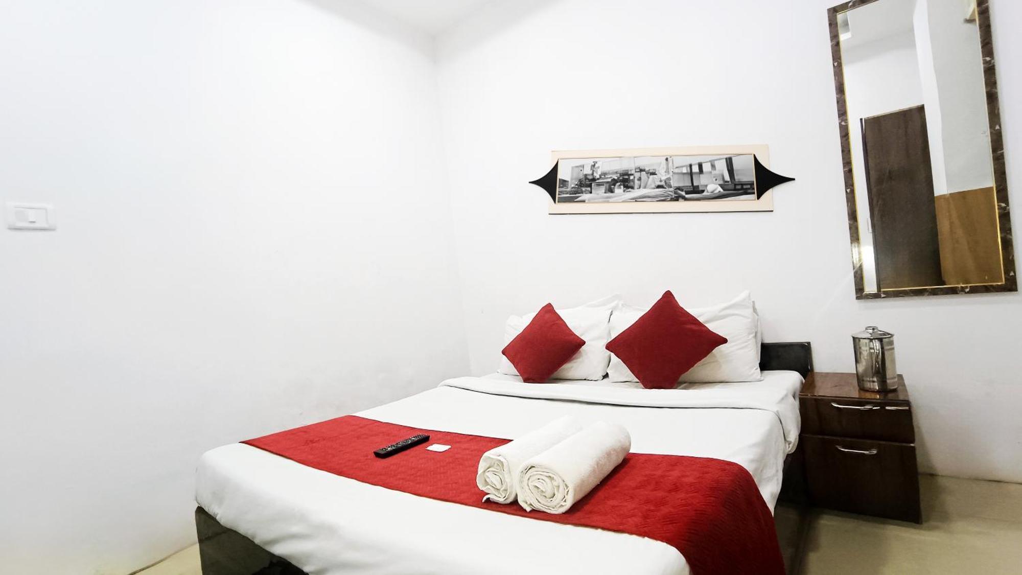 Hotel Maharaja Inn - Lajpat Nagar I Yeni Delhi Dış mekan fotoğraf