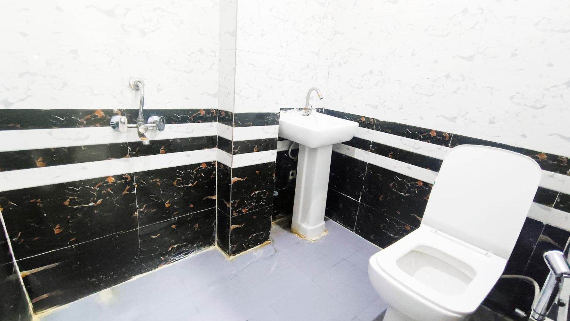 Hotel Maharaja Inn - Lajpat Nagar I Yeni Delhi Dış mekan fotoğraf