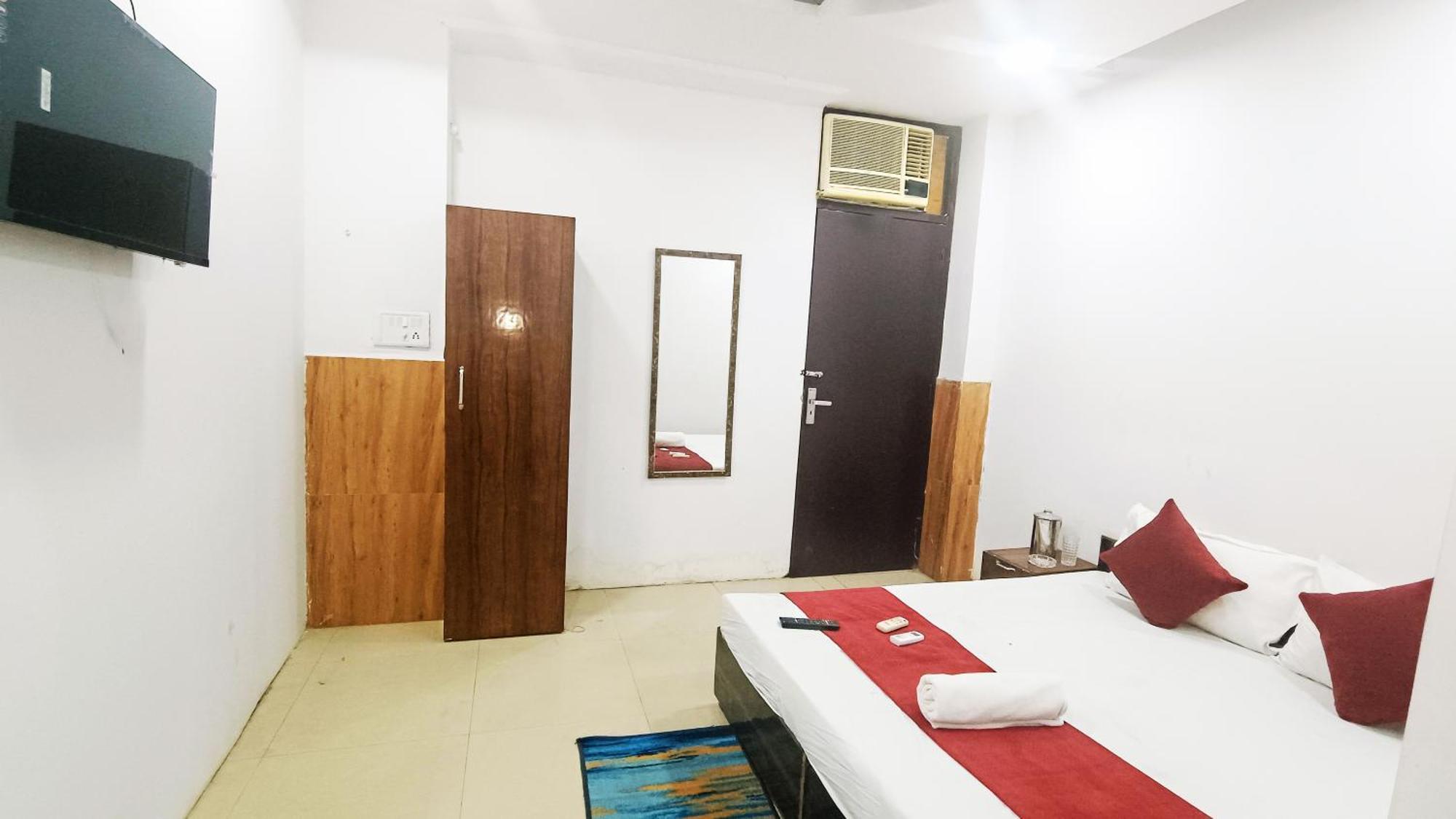 Hotel Maharaja Inn - Lajpat Nagar I Yeni Delhi Dış mekan fotoğraf