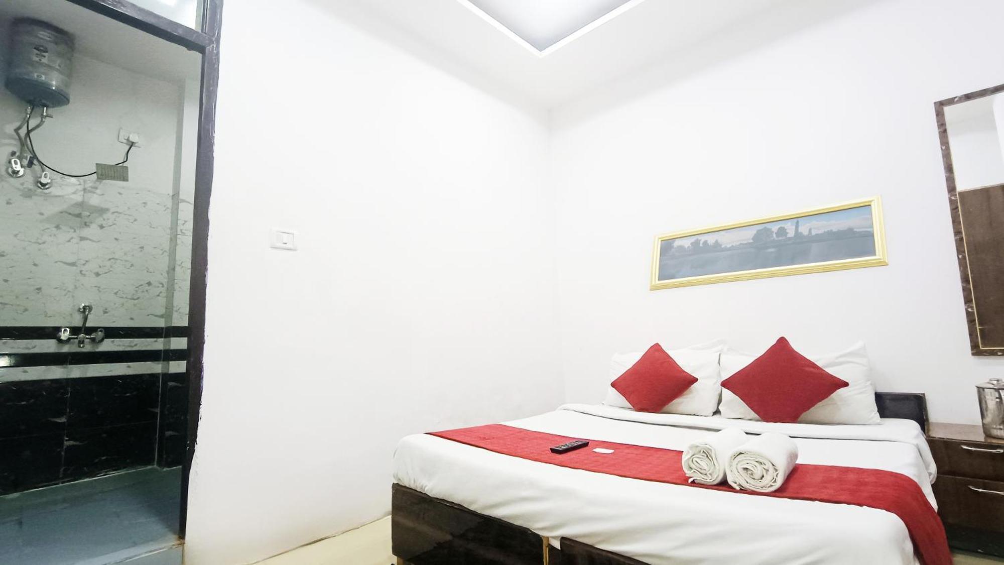 Hotel Maharaja Inn - Lajpat Nagar I Yeni Delhi Dış mekan fotoğraf