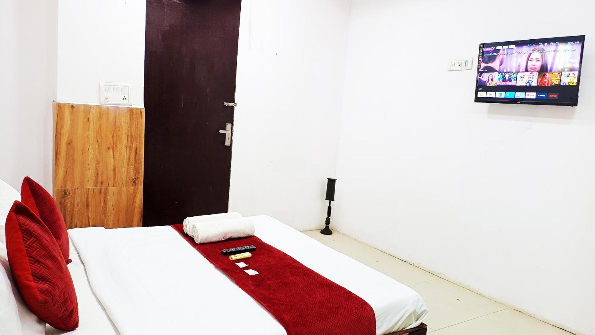 Hotel Maharaja Inn - Lajpat Nagar I Yeni Delhi Dış mekan fotoğraf