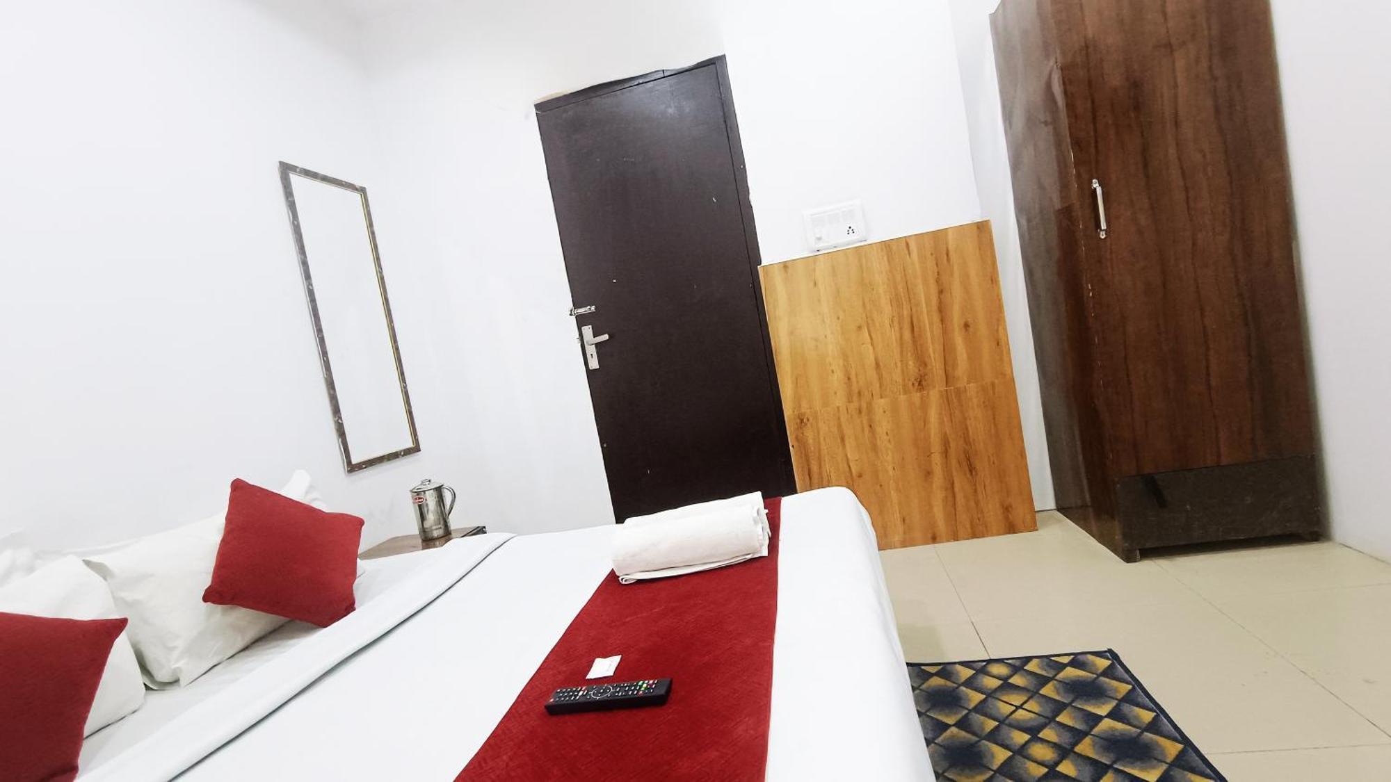 Hotel Maharaja Inn - Lajpat Nagar I Yeni Delhi Dış mekan fotoğraf